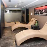 Hotel Four Seven 4*