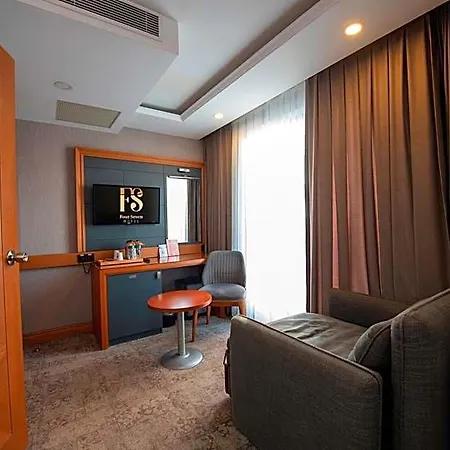 Four Seven Hotel