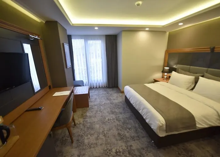 Four Seven 酒店 4*